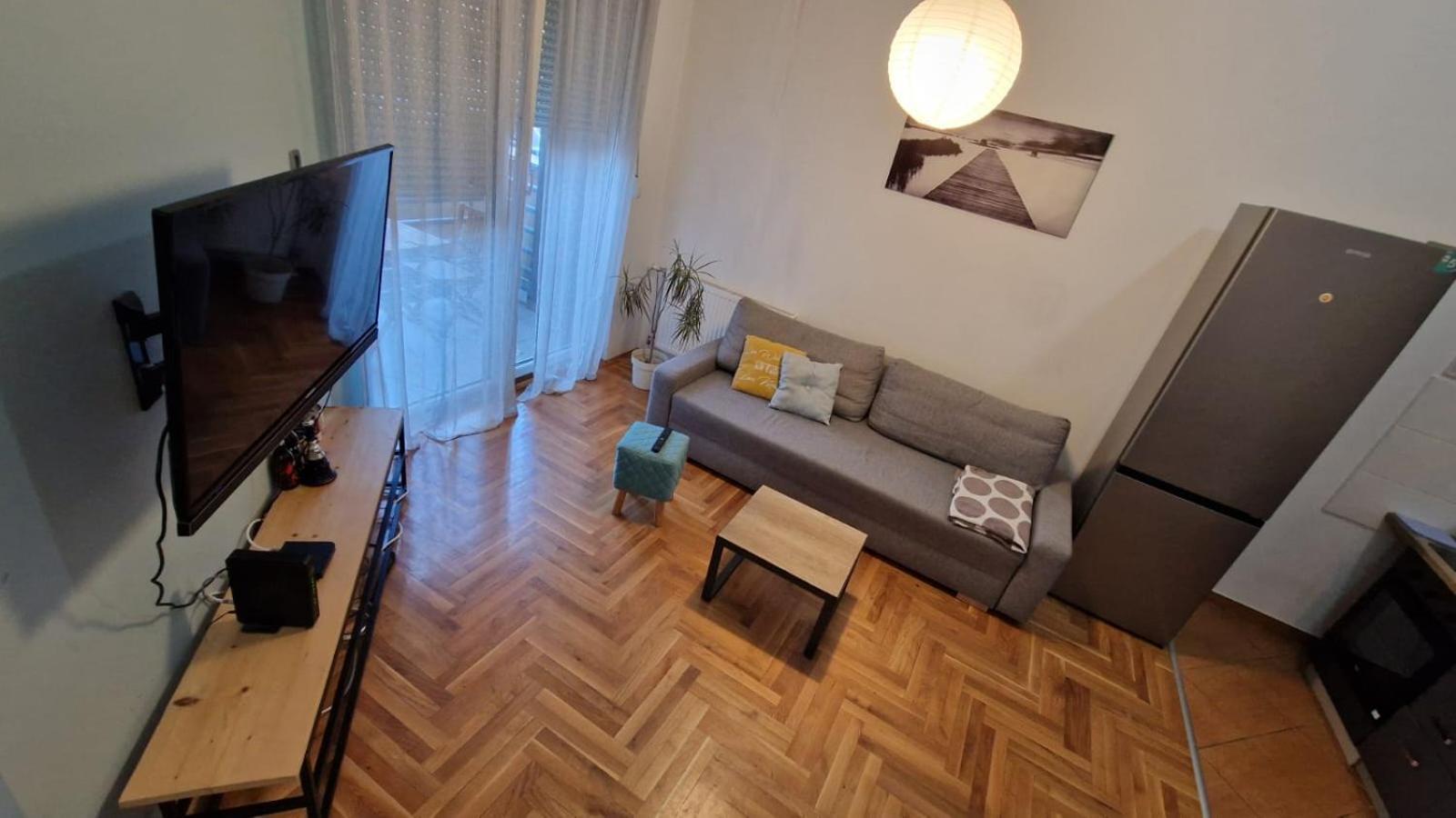 Apartment Luki โนวีซาด ภายนอก รูปภาพ